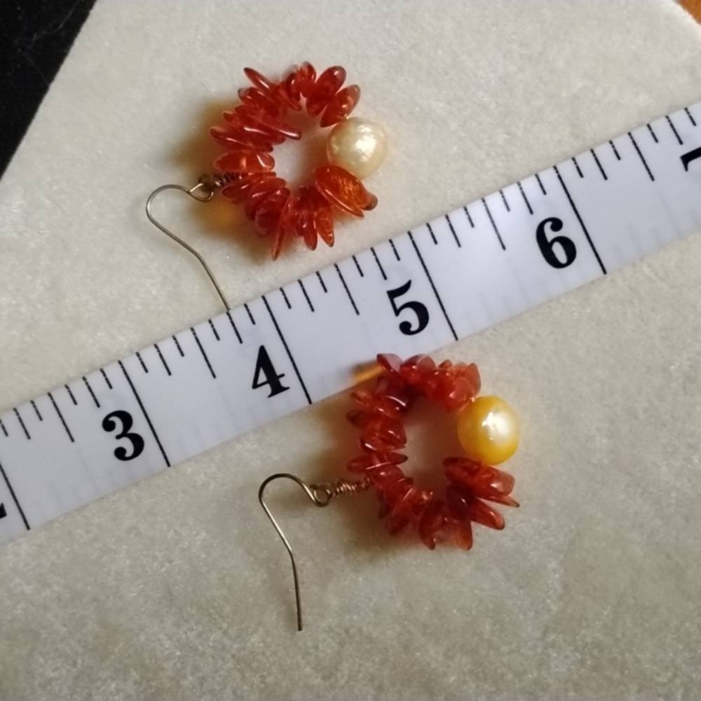 🎃Hand Crafted Amber and Pearl Earrings🎃 - Picture 2 of 3